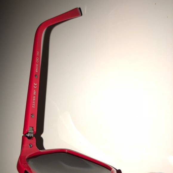 Red Louis Vuitton Sunglasses (AUTHENTIC) - Picture 4 of 8